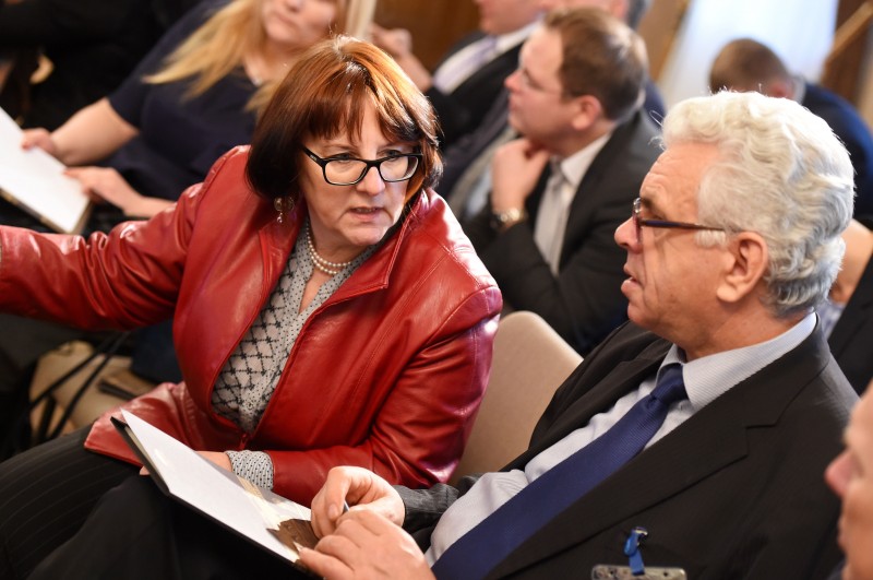 2016. gada 12. decembrī Latvijas Banka rīkoja Ekspertu sarunu "Zemo procentu likmju laikmets – vai esam izmantojuši iespējas?" 